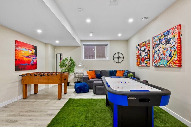 Photo - 125 Evansridge Pl NW Unit ID1303240P