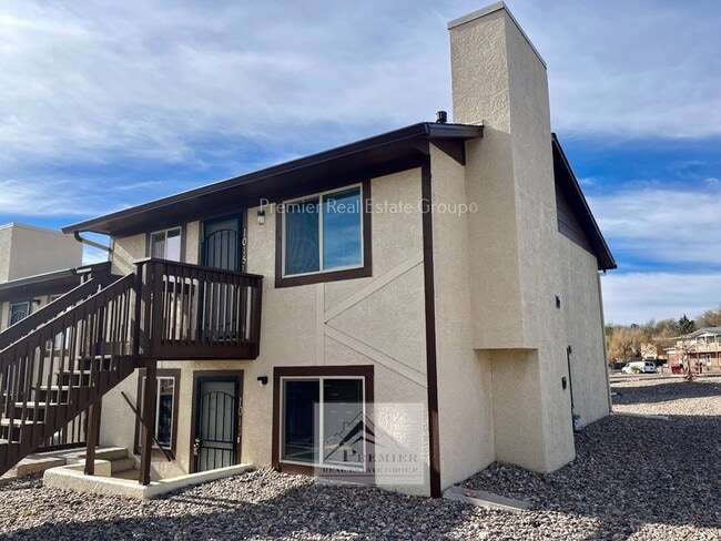 Photo - 1015 Western Dr