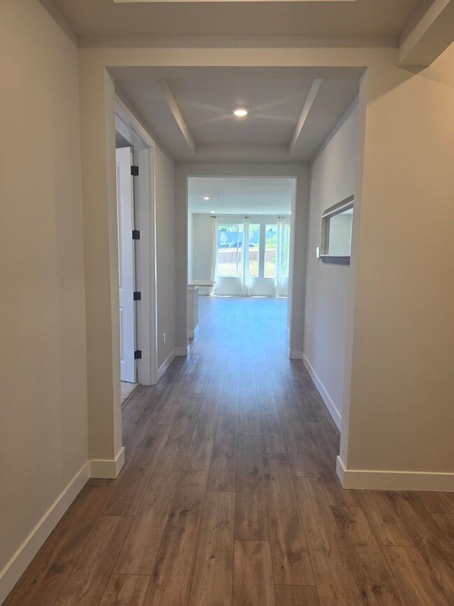 Photo - 3 Bedroom Plus Den Rambler in Arborwood!