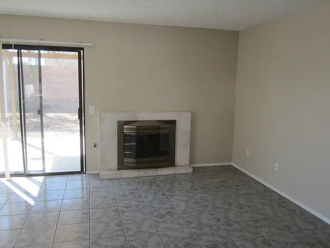 Photo - Nice 3 BR in Great MoVal Neighborhood