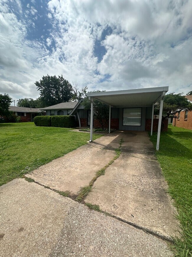 Photo - 3 Bed 1.5 Bath
