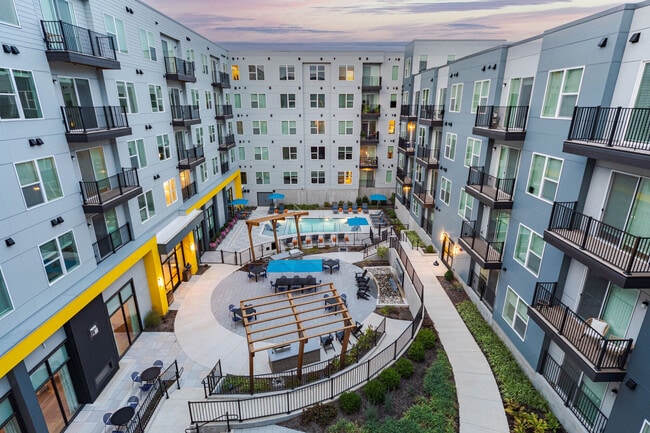 Building Photo - J Veridian Upper Dublin