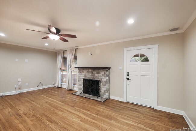 Photo - 167 E Edgewood Pl