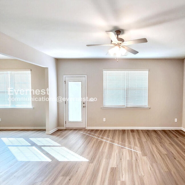 Photo - 1539 Persimmon Trce