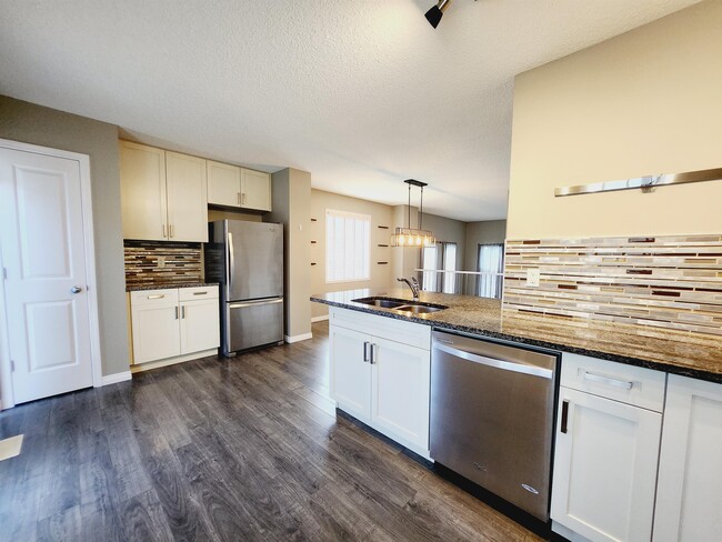 Photo - 1140 Chappelle Blvd SW