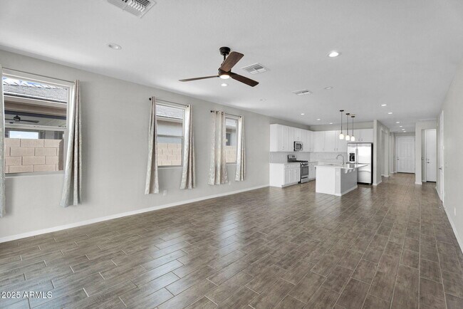 Photo - 18570 W Honeysuckle Dr
