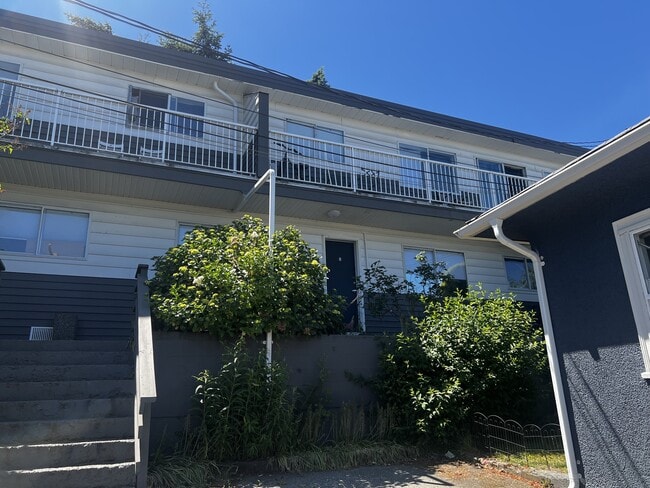 Building Photo - 901 Is Hwy S Unit 21 (1A)