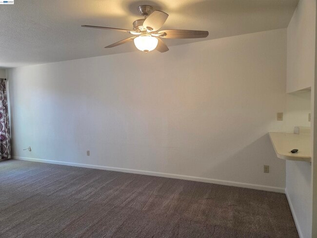 Photo - 7596 Silvertree Ln