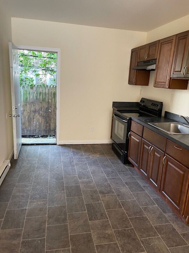 Photo - 3 Bedroom Home