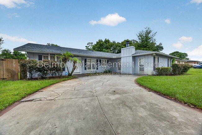 7606 Waunatta Ct