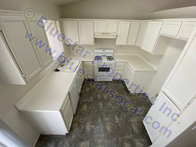 Photo - Now Renting Single Story Home with 2 Car Attached Garage In Hesperia!!