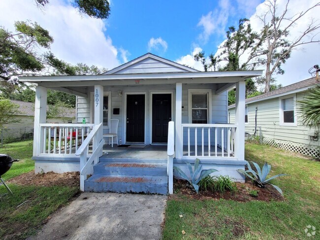 Building Photo - 1007 N J. St. Unit B Rental