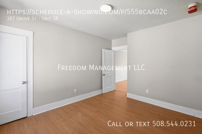 Photo - 387 Grove St Unit 3R