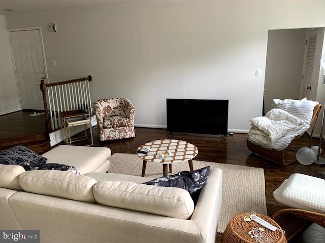 Photo - 4651 Longstreet Ln Unit 104