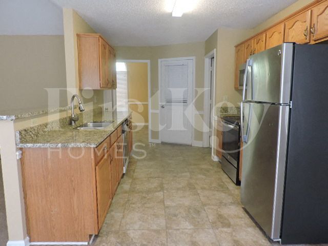 Photo - 9329 Barrow Dr