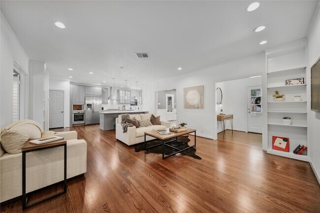 Photo - 2223 Dryden Rd