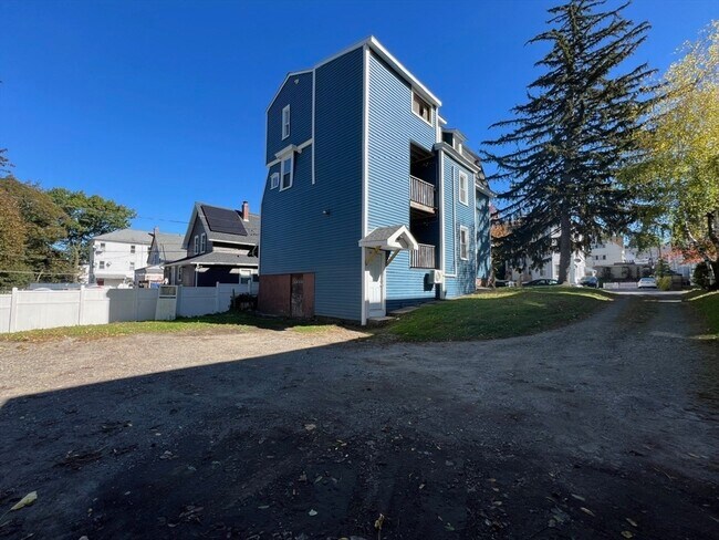 Photo - 20 Florence St Unit 2