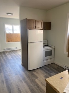 Building Photo - 651 Flora Ave Unit 1