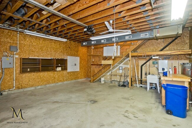 Photo - 1692 Memorial Dr Unit Garage