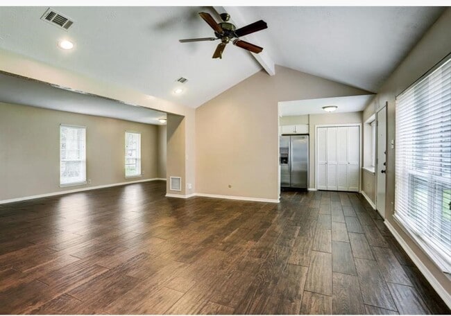 Photo - 13822 Wickersham Ln