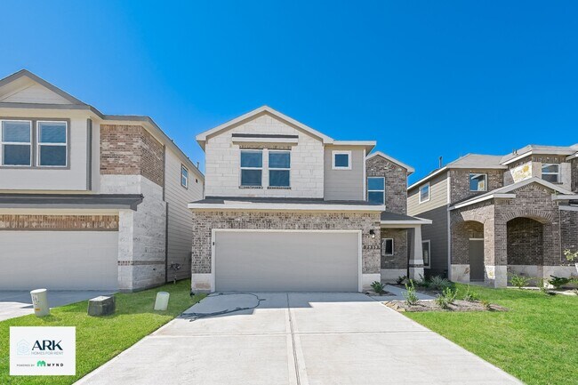 Building Photo - 7939 Fijian Cypress Dr