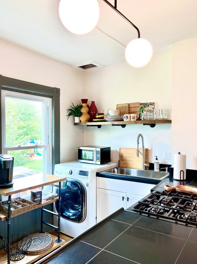 Photo - 710 3rd Ave Apartamento Unidad 2