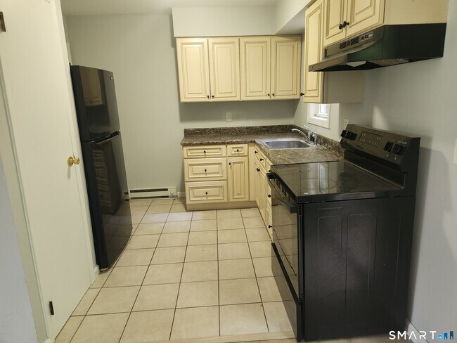 Photo - 1 Knollwood Dr