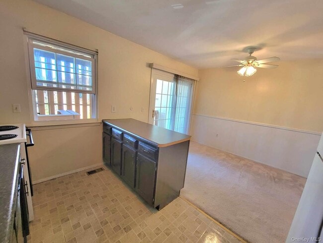 Photo - 27 Weathervane Dr Unit 21