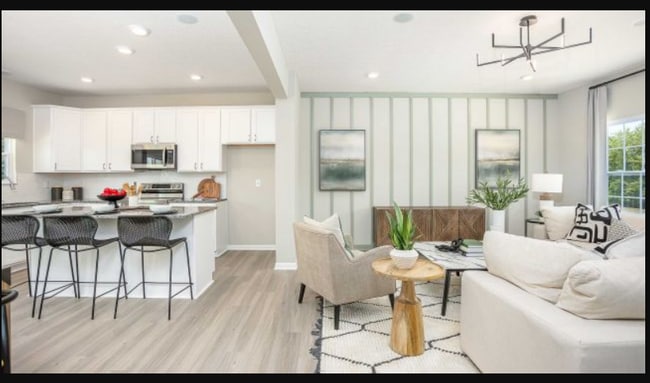 Building Photo - 102 Red Willow Dr Unit 102