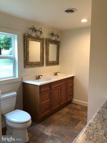 Photo - 15003 Country Club Rd