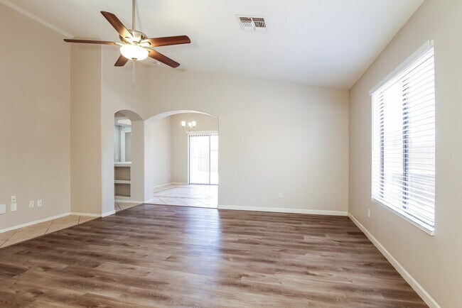 Photo - 15519 N 158th Ln