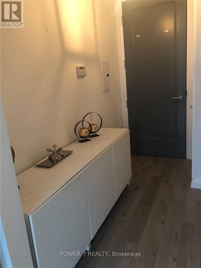 Photo - 155 Yorkville Ave Unit 302