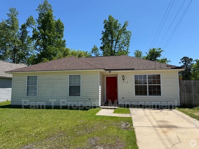 Building Photo - 2 Soling Ave Rental