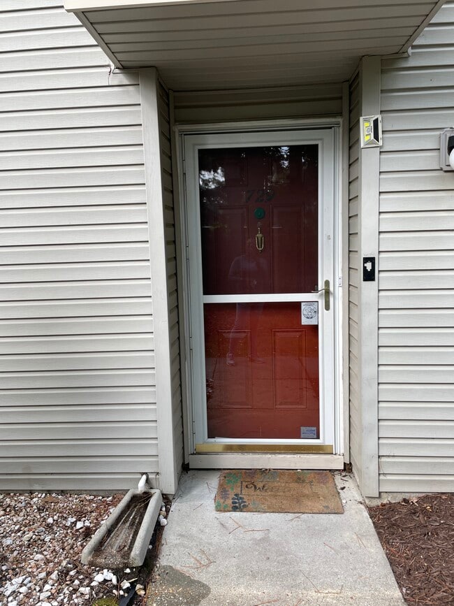 Email me for video of the unit - 729 Daylight Ct Unit NA