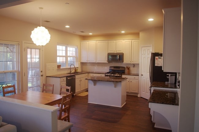 Photo - 1917 Ashburn Ct