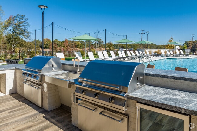 Grills at Pool