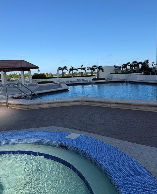 Building Photo - 20185 E Country Club Dr Unit 1104