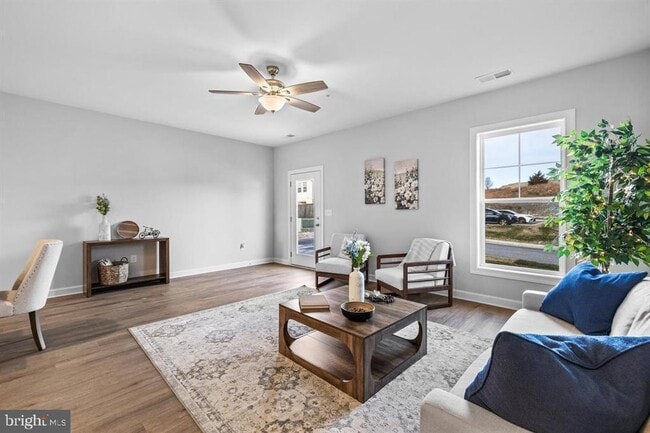 Photo - 137 Coastal Dr