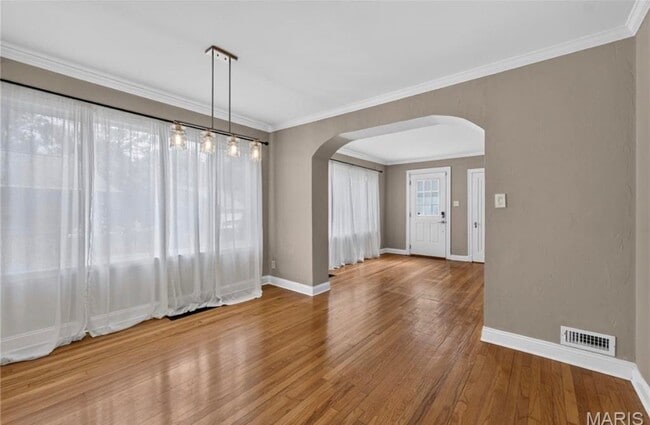 109 Handlan Ct