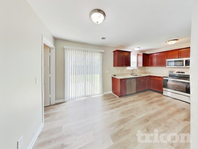 Photo - 1068 Woodall Rd