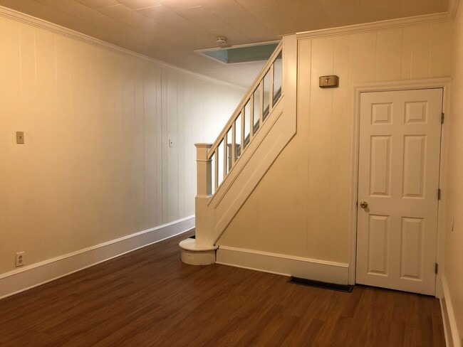 Photo - Fantastic 2+ Bedroom w/ 1 1/2 Bath Home! R...