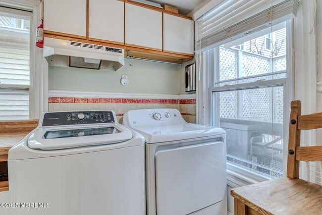 Photo - 19 Webb Ave Unit 2