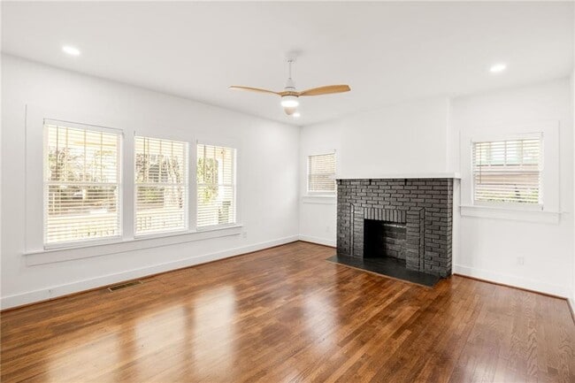 Photo - 255 Connecticut Ave NE