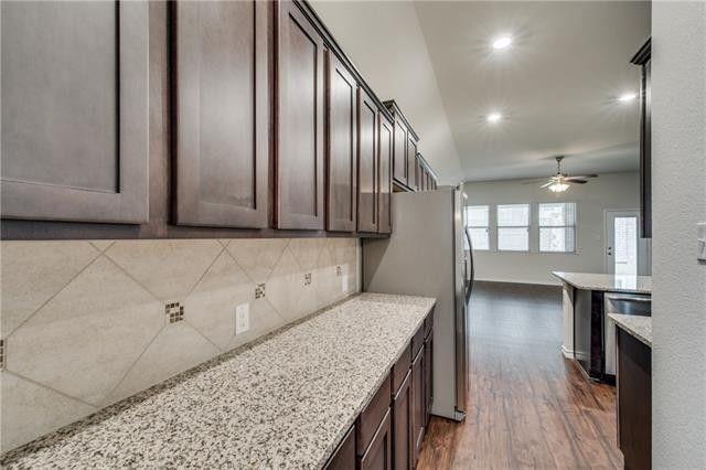 Photo - 2420 Dolostone Dr