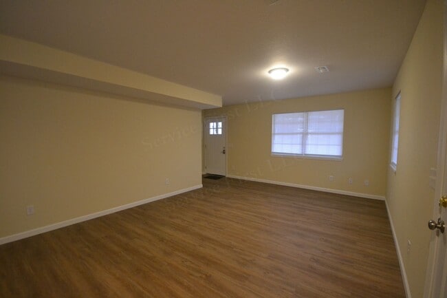 Photo - Spacious 3 Bed, 1.5 Bath Fourplex Unit in Buffalo, MO Unit 512 N Poplar