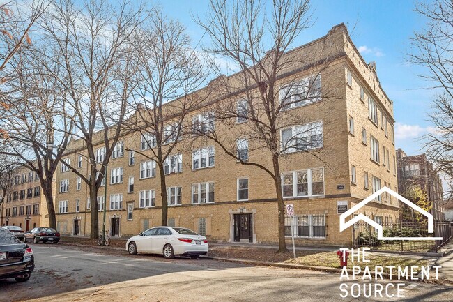 Photo - 1931 W Winona St Unit GDN