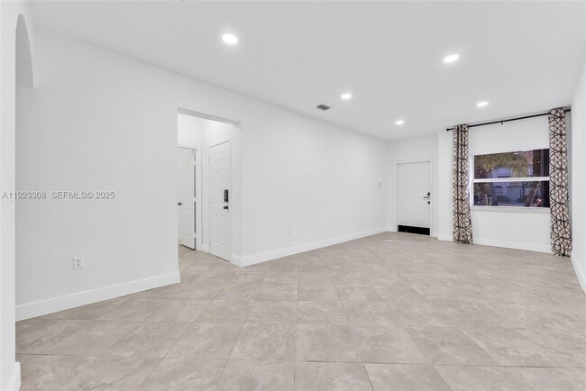 Photo - 2214 SE 23rd Ave