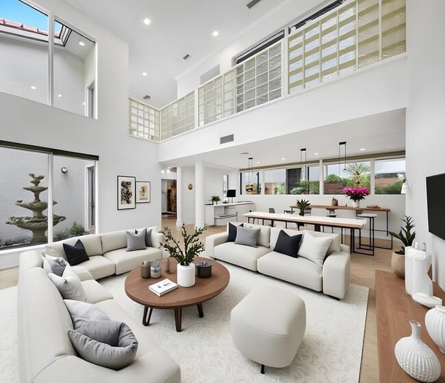 Photo - 4000 Alhambra Cir