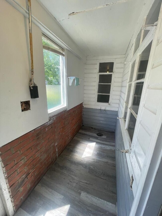 Photo - 1 Bedroom 1 Bathroom Duplex For Lease NOW! Casa