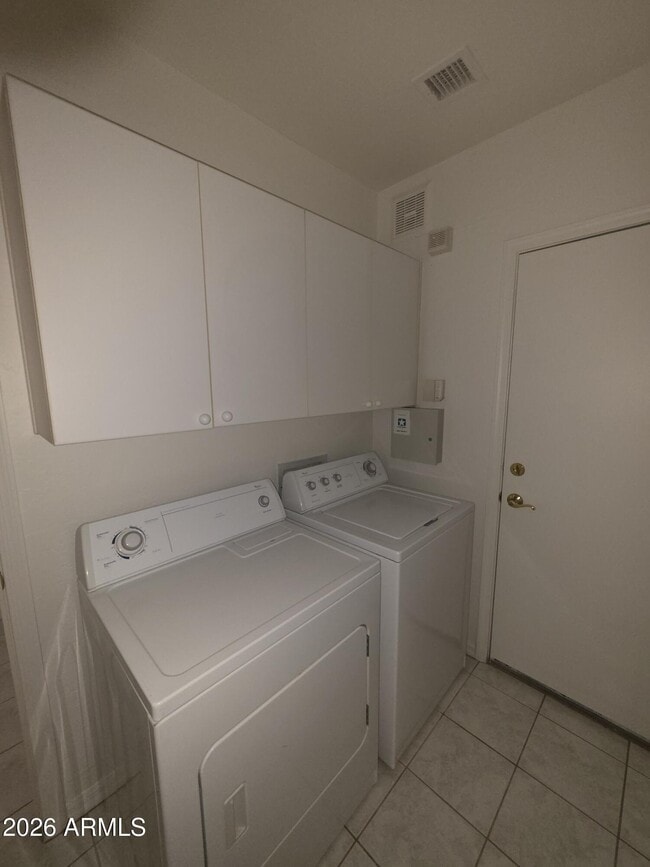 Photo - 3800 S Cantabria Cir Unit 1093